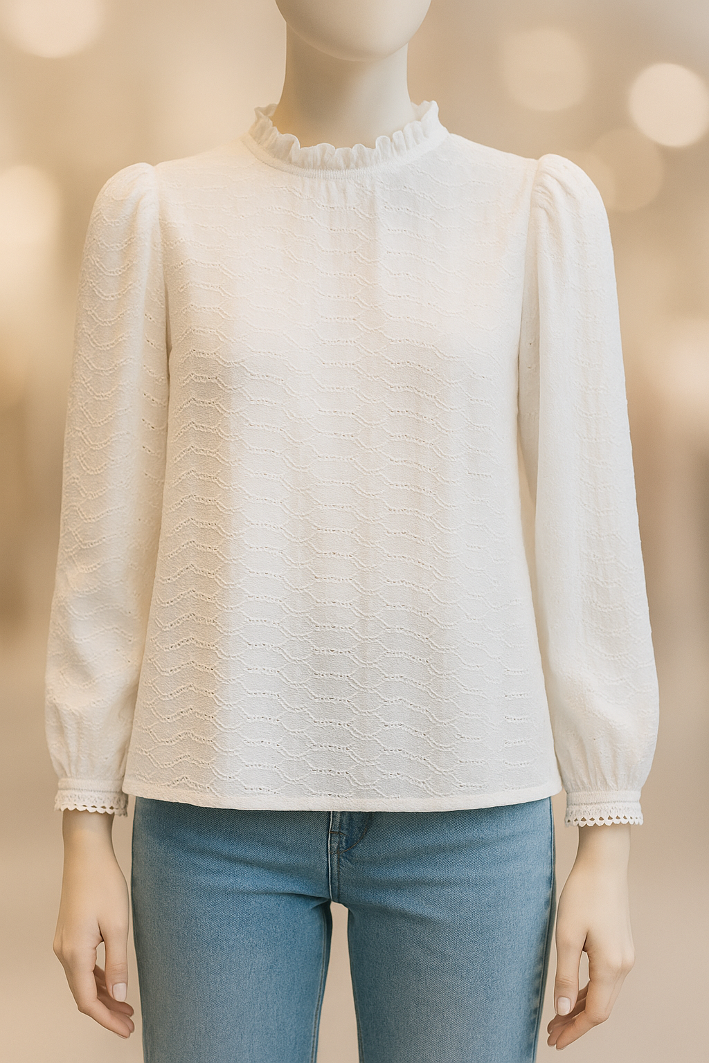 Blusa Blanca de Broderie Romántica con Volantes – Tus Prendas Arganda del Rey