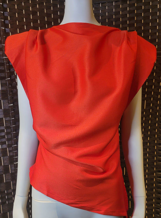 Camisa satinada asimétrica para mujer – Elegancia y originalidad