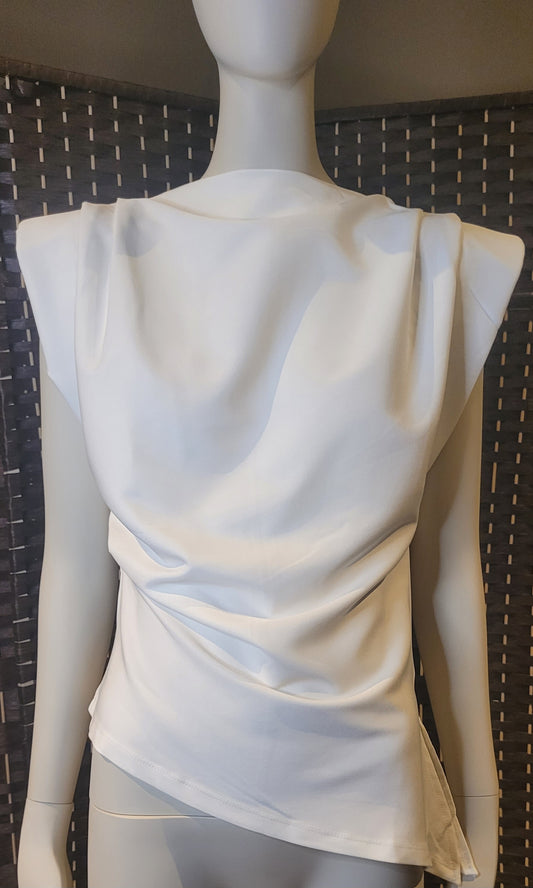 Camisa satinada asimétrica para mujer – Elegancia y originalidad